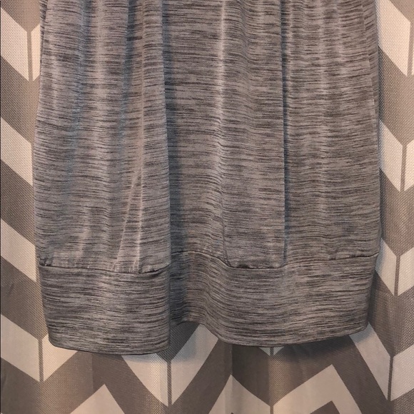 Top - Picture 4 of 6